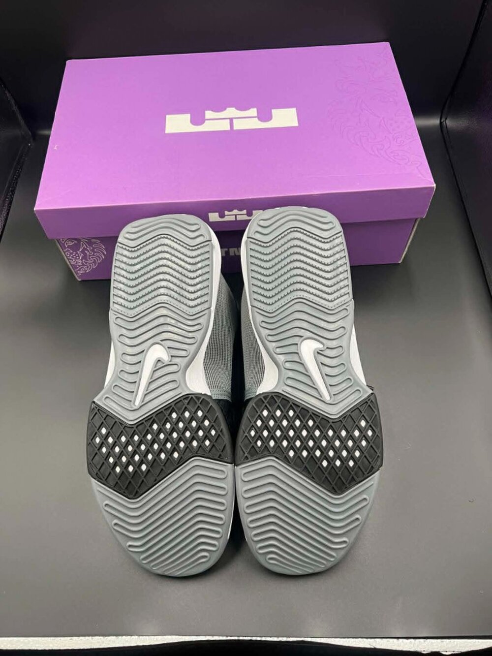 NIKE-LEBRON WITNESS VIII Basketball Shoe-NEW - Picture 4 of 6